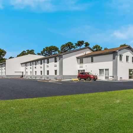 Econo Lodge Cherry Point Havelock Zewnętrze zdjęcie