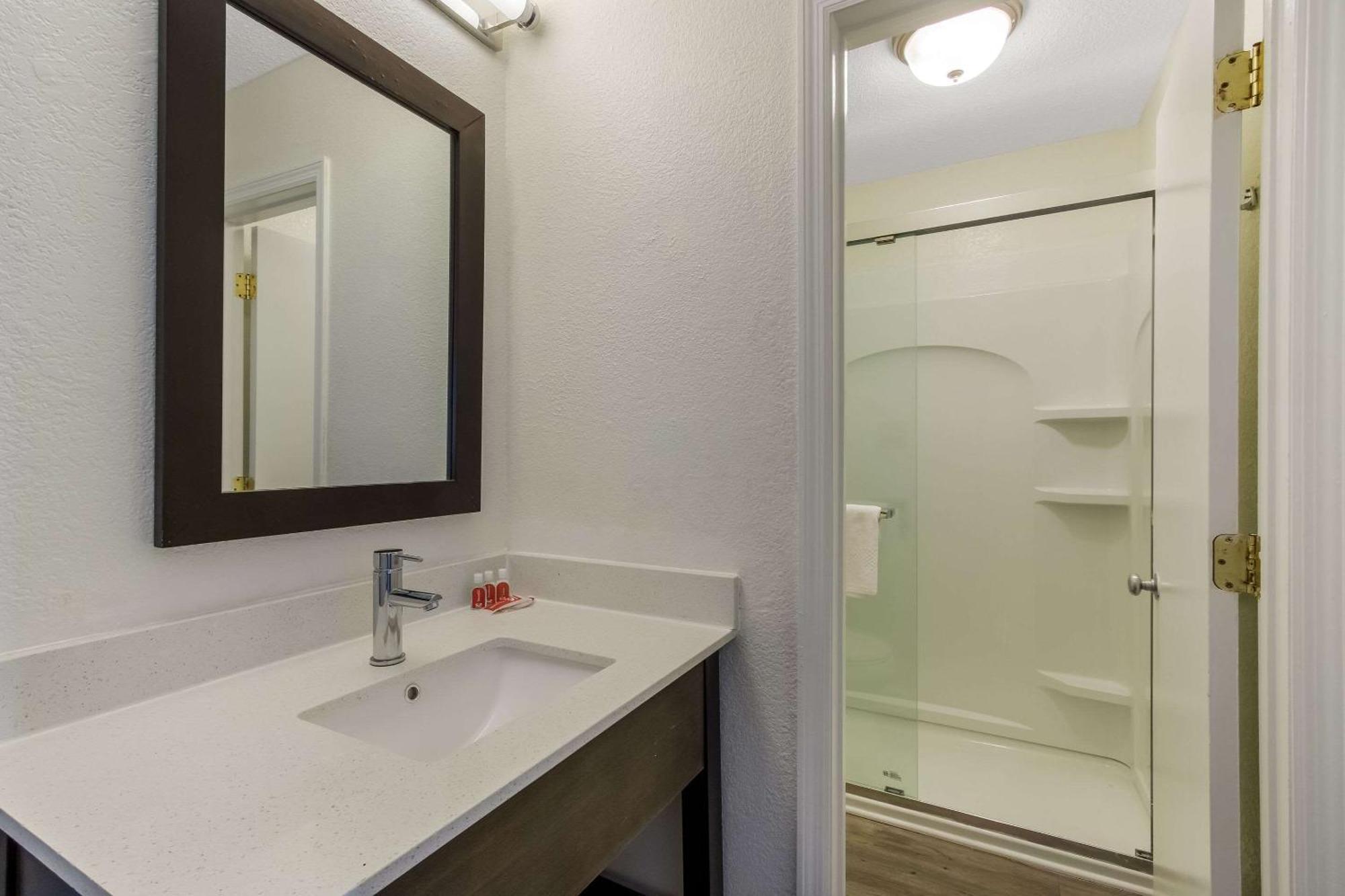 Econo Lodge Cherry Point Havelock Zewnętrze zdjęcie
