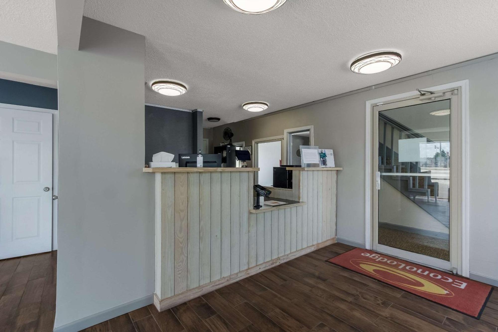 Econo Lodge Cherry Point Havelock Zewnętrze zdjęcie