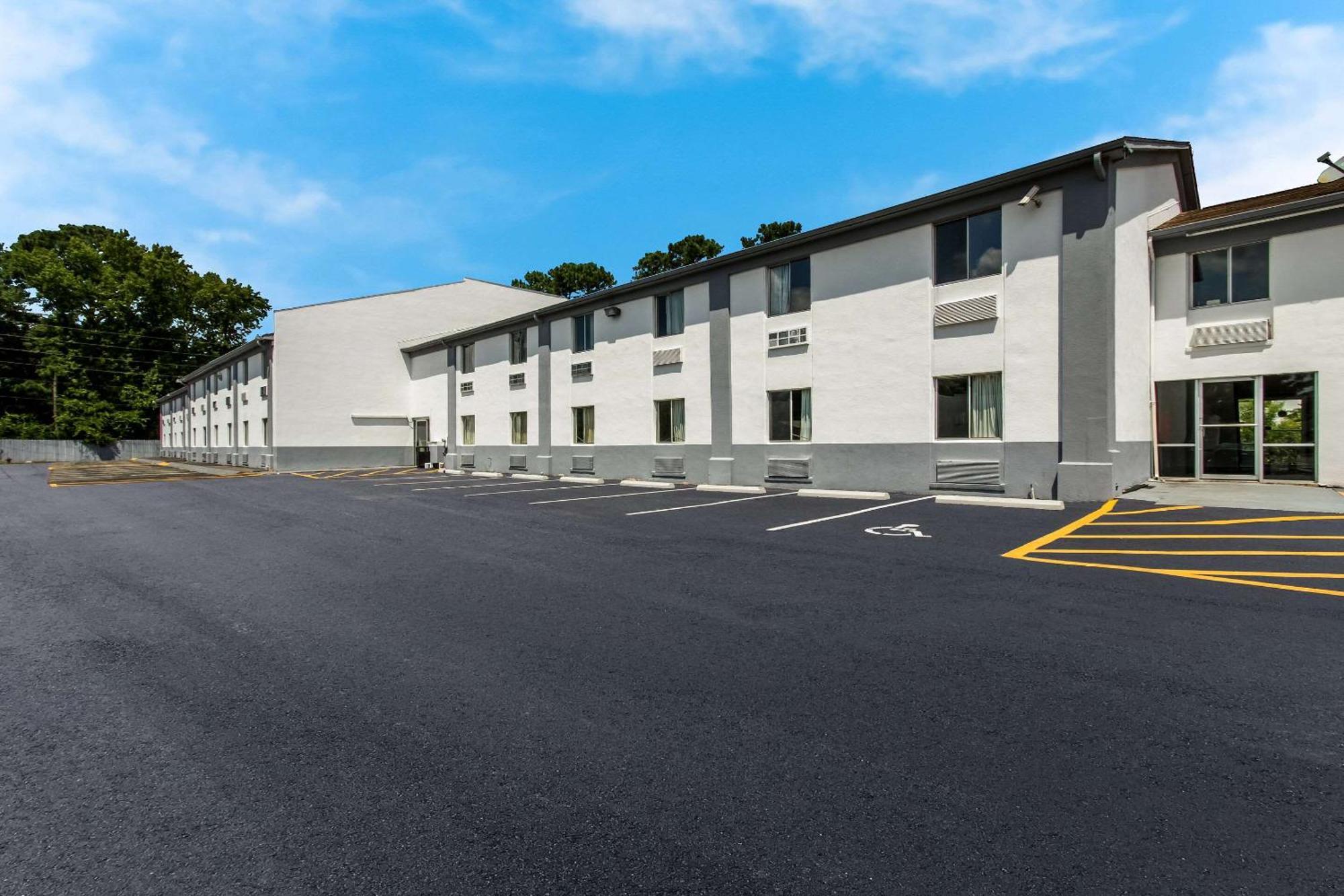 Econo Lodge Cherry Point Havelock Zewnętrze zdjęcie