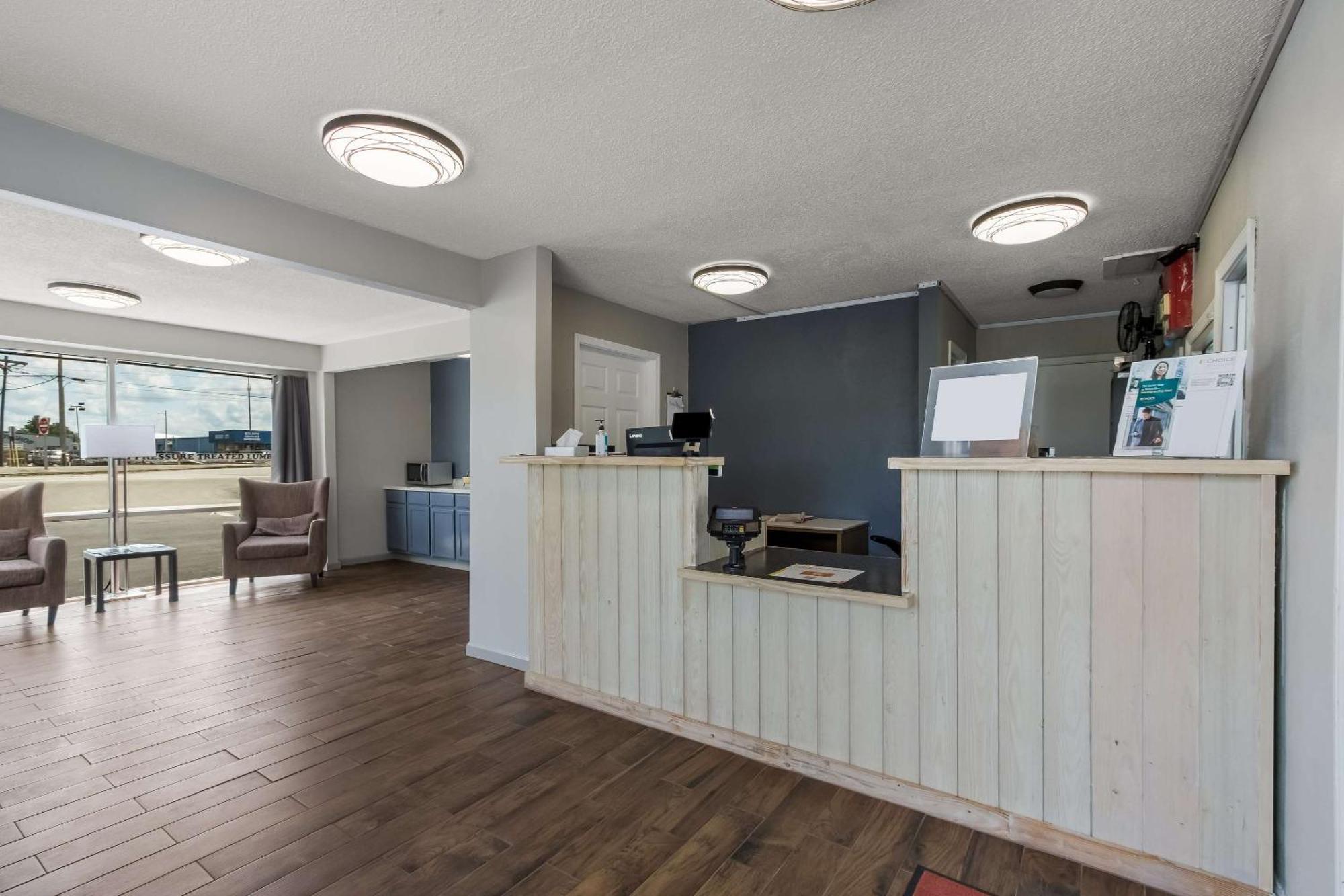 Econo Lodge Cherry Point Havelock Zewnętrze zdjęcie