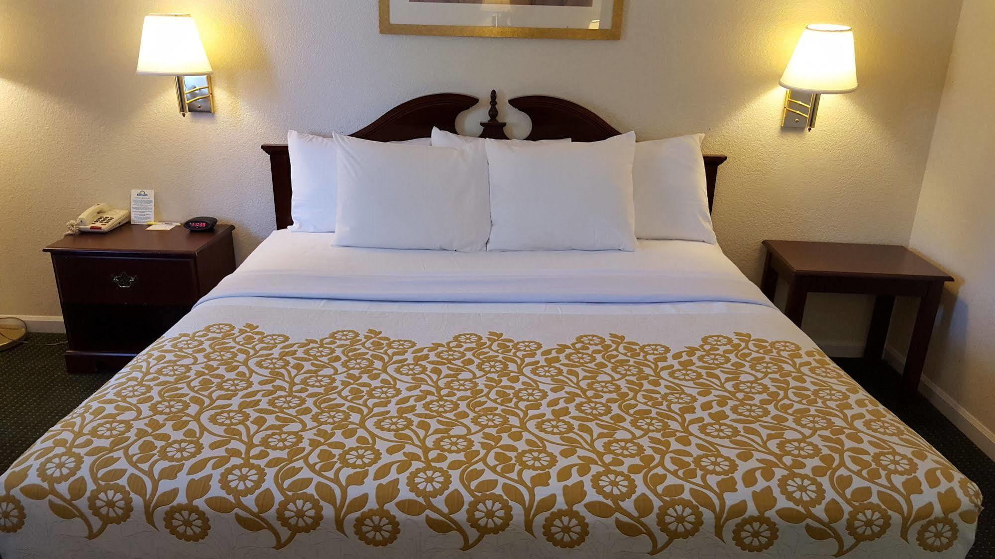 Econo Lodge Cherry Point Havelock Zewnętrze zdjęcie